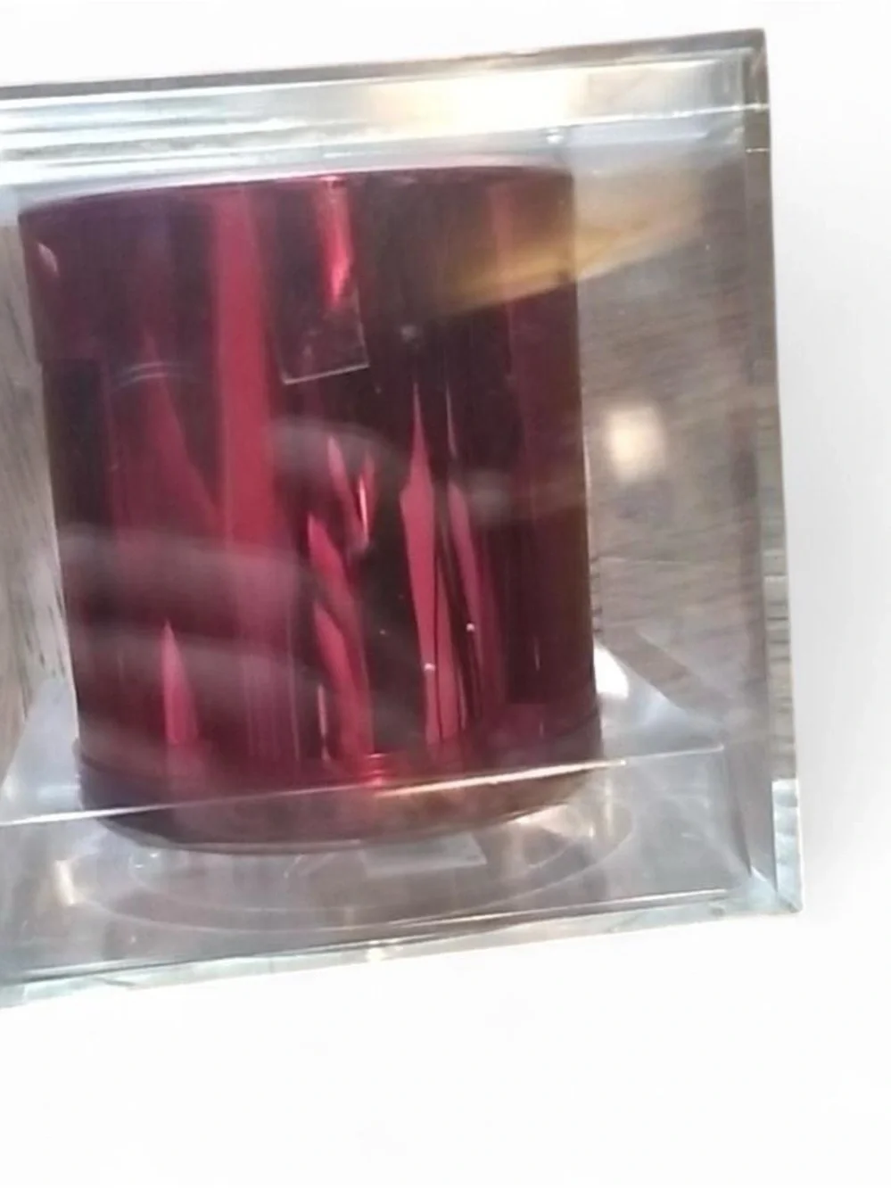 NIB Slatkin Holiday Scented Red Candle new in box